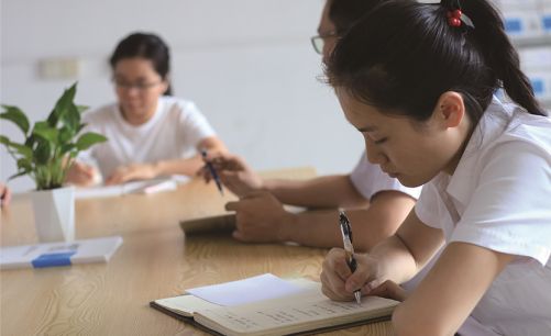 شركة فوشان تينتو للمعدات الميكانيكية المحدودة